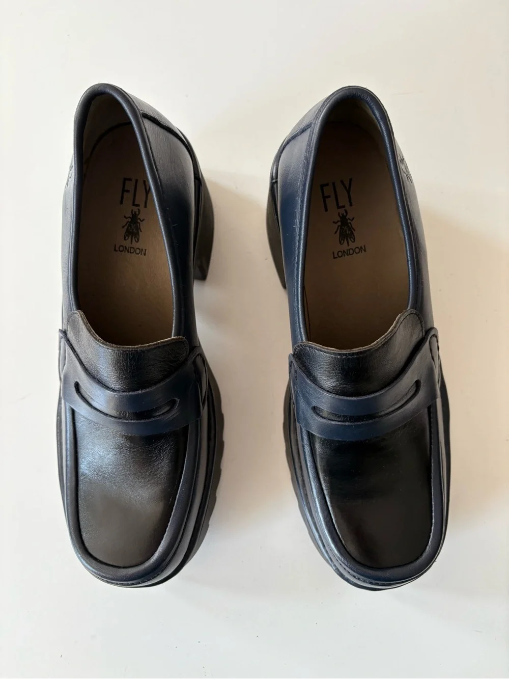 Fly London‎ || Muly Chunky Heeled Penny Loafer Two Tone Black Navy 40